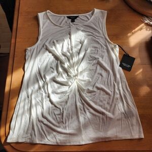 Women's Vera Wang White Sleeveless Top